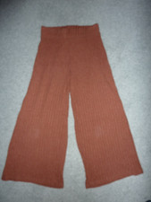 Stradivarius Hose Strick Schlaghose cognacfarben Gr. M