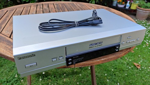 Panasonic hv61 vhs - panasonic,