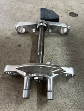 Gabelbrücke Suzuki Burgman