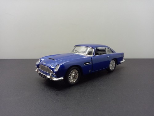 Kinsmart aston martin db5 - aston,