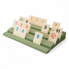 Rummikub erweitertes Ablagebrett -  Stabiler Aufsteller mit vier Reihen Grün