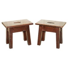 PAAR ANTIKE MELKHOCKER UM