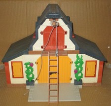 schöner Reiterhof mit Zubehör...2