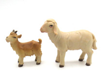25592/ Krippenfiguren Schaf + Zicklein Holz geschnitzt farbig Höhe Schaf 6,5 cm