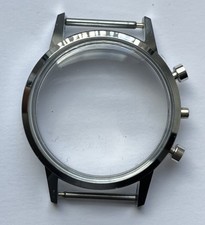 UNSER STAHL UHRENGEHÄUSE