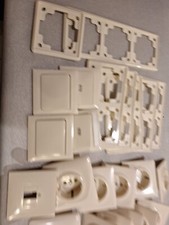 Gira Cremeweiß altes Standard