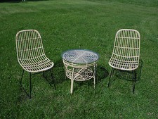 Stuhl und Tisch Rattan