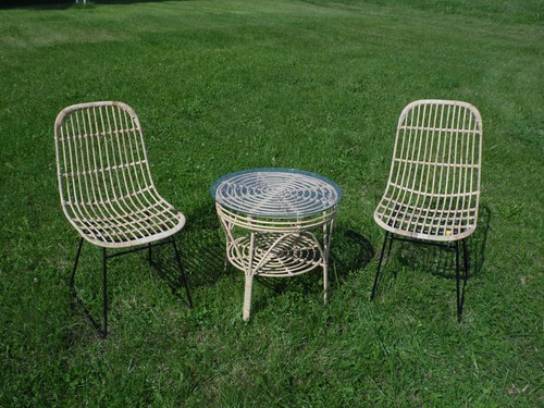 Stuhl und tisch rattan - stuhl,