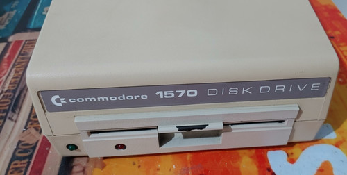 Commodore 128 floppy - 64/128, 1570