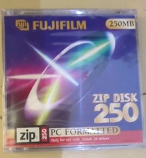 FUJIFILM 250 MB PC FORMATIERT