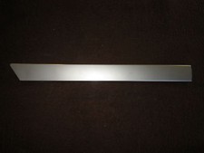 OMEGA B FACELIFT ZIERLEISTE TÜRVERKLEIDUNG HINTEN LINKS SILBER GLATT GUT !!!