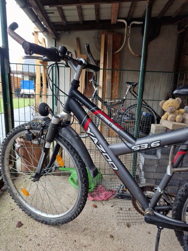 Jung fahrrad - jung,