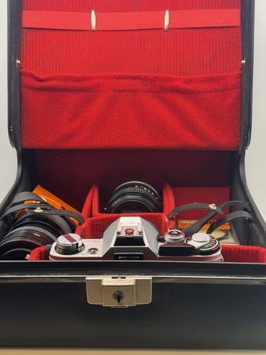 Canon 35mm slr camera set - ae-1,