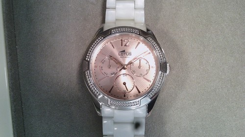 Damenarmbanduhr lotus neu - lotus, da