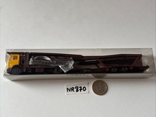 NR870 Herpa MB Autotransporter