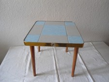 seltener Blumentisch