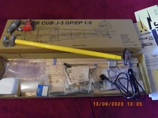 Piper Cub J3 - Flieger mit Motor & Co