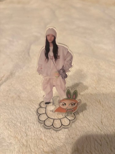 Newjeans takashi murakami - newjeans,