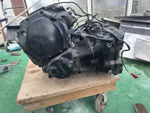 Suzuki gsx 600 gn72b motor - 600,