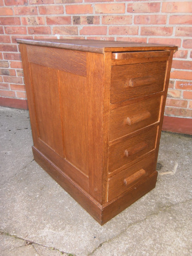 Schubladenschrank