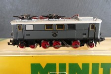 Minitrix 12912 DRG E 36.02 DCC mit RC in EVP 12911