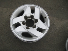 1x  Alufelge Org.Hyundai Terracan Lk.6x106x106 Vekratzt