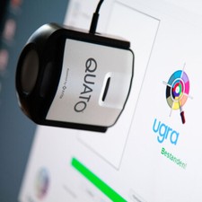 QUATO Colorimeter (by x-rite) zur Kalibrierung von Monitor Projektor & Beamer