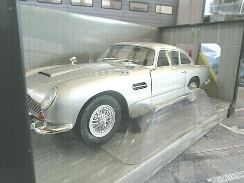 Aston martin db5 - aston,