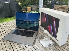 Macbook pro 2023 m2 - pro, max