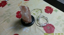 Salzkristall Lampe mit Steinsockel,gebraucht