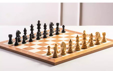 Premium Schachspiel Timeless