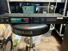 Roland M-VS1 Vintage Synth 19" Sound-Modul Midi-Expander