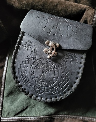Schwarze mittelalter tasche - mittelalter,