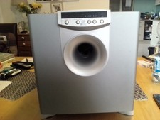 JBL Subwoofer ESC 360 aktiver Downfire Subwoofer Top Kult