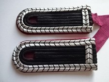 ( 7 ) DDR Schulterklappen /