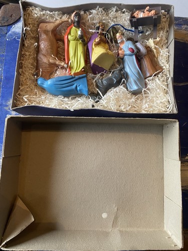 Krippenfiguren made west - made, in