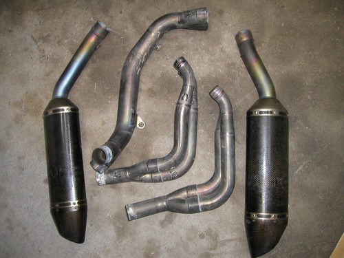 Akrapovic auspuff carbon - auspuff,