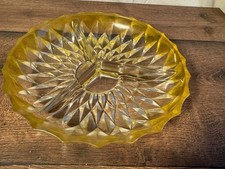 Vintage Pressglas Servierplatte gelber Rand – 3-fach geteilt 