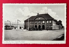 AK SENFTENBERG 1948 Bahnhof mit Automobile und Autobus   ( 163845