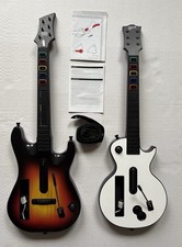 2x Guitar Hero Gitarren Controller weiß + braun/schwarz für Nintendo Wii