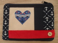 Kosmetiktasche Schminktäschen Stoff genäht Unikat Stickbild  Anker Meer maritim