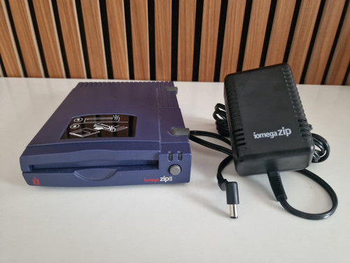 Iomega zip z100 disk drive - iomega,