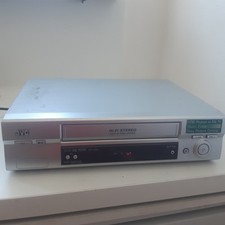 JVC HR-J585 - HiFi Stereo VHS Videorecorder - NTSC PLayback on PAL TV