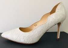 Benjamin Adams NEU Pumps