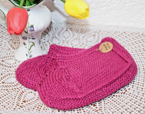 Handgestrickte füsslinge - ***handgestrickte,