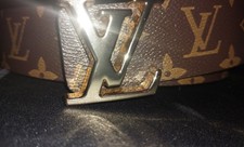Louis vuitton gürtel jungs bezahlung nur mit 50€amazon gutschein