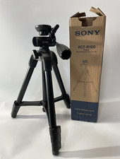 Sony VCT-R100 leichtes Kamera Stativ mit 3-Wege Schwenk/Neigekopf
