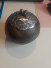 Kleine handgeschnitzte