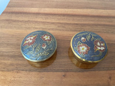 2 x Vintage Emaille Messingdose Dose Bonbonniere Cloisonne Blumen 9 cm