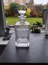 Metropolitan Police Force beschriftete Glaskaraffe